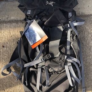 Arc’teryx Cierzo 35L backpack